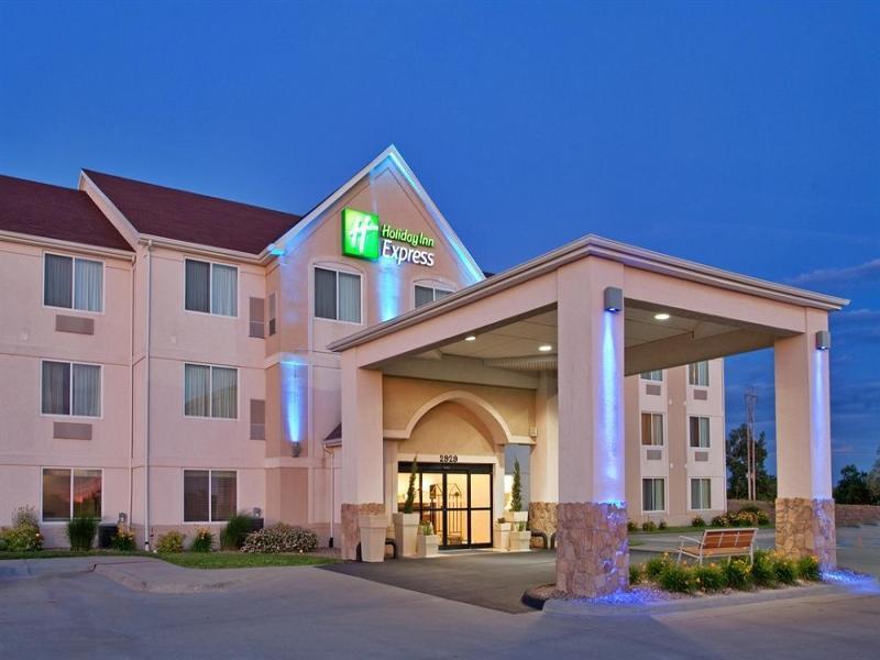 Holiday Inn Express Hotel & Suites Maryville By Ihg Экстерьер фото